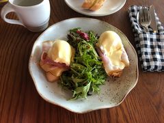 -ROAST coffee & eatery