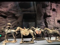 -鄂尔多斯博物馆