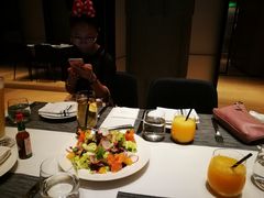 -WOLFGANG PUCK KITCHEN & BAR(迪士尼小镇店)