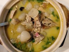 -满江红四季餐厅 · 国家五钻级酒家(新纪元大酒店店)