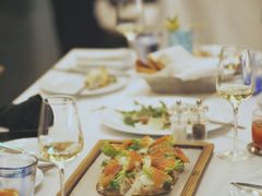 -卡佩罗意大利餐厅及酒吧Al Cappello Trattoria