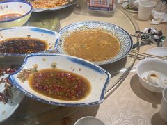 -霄汉牛三鲜湖北砂锅菜(万松园2店)