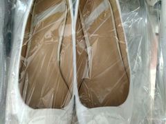 -京伟修鞋洗鞋奢侈品皮具护理店