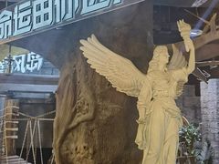 -暴风岛沉浸式体验馆(百联世纪店)
