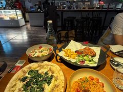 -JINNS锦时 steak&pizza(浸信会礼拜堂旧址店)