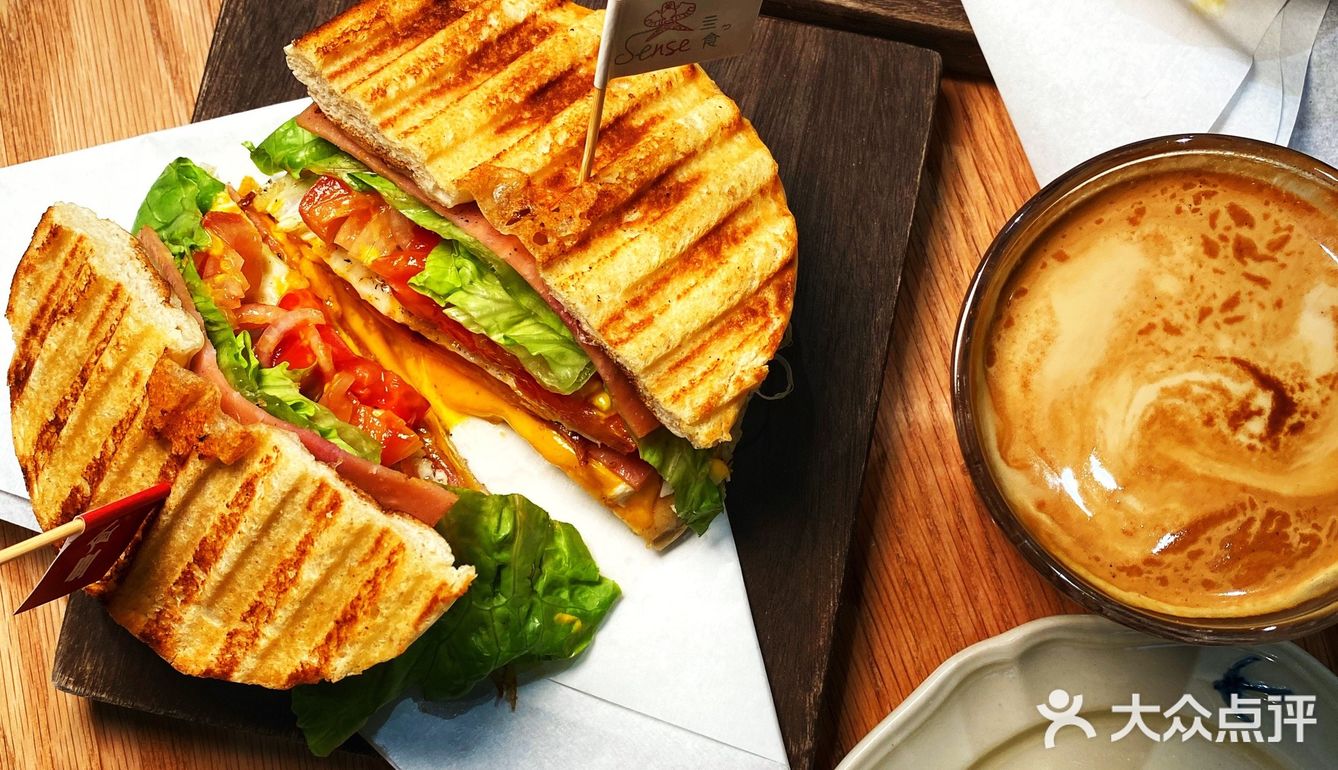 在美术馆里吃吃喝喝的春日全记录