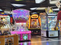 -星际传奇·蹦床海绵池·儿童乐园(大悦城店)