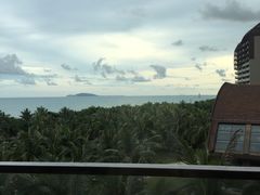 -三亚湾海居铂尔曼度假酒店