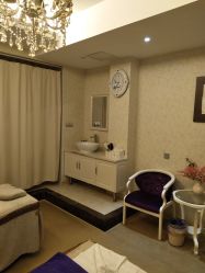 -悦芳庭美肤美体品牌集合店