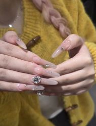 -ONE HEART 美甲美睫品牌店