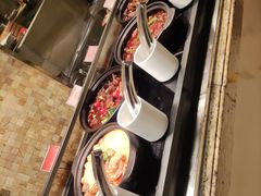 自助取餐区-咖啡苑自助餐厅·中国大饭店
