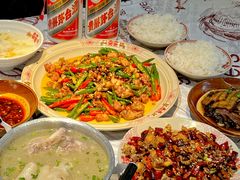 -耙吉吉川味小酒馆(本地人回头店)