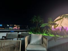 -悦吧·360°全景天台酒吧(象山店)