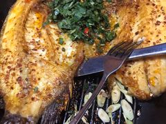 香茅草烤罗非鱼-云海肴·云南小炒·汽锅鸡(天津国金汇店)