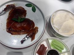 精品烤鸭-悦江(梅奔中心店)