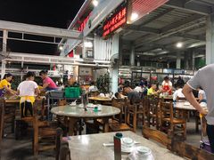 大堂-四川小胡子海鲜(丁村万人海鲜广场店)