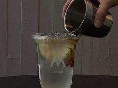 -M Stand(南京紫峰大厦店)