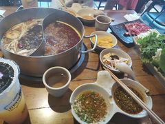 -领鲜潮牛鲜牛羊肉火锅(宏昌店)