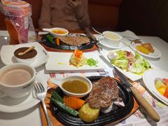 -斗牛士牛排餐厅(嘉里汇店)