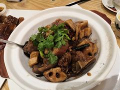 猪蹄莲藕煲-德胜轩正宗顺德菜(宝安沙井会展中心店)