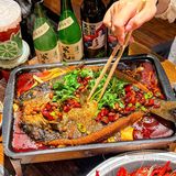 人生建议：一定要带朋友来吃这家的烧烤小龙虾