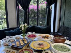 -怡得饭庄·30年老店·宋大妈昆明菜