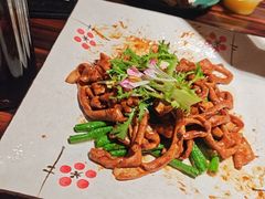 -粤·向群饭店(麓景路店)