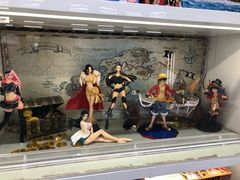 -泡泡玛特POPMART(蓝色港湾店)