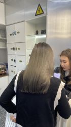 -Tloml salon