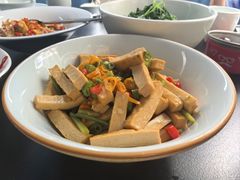 -状元人家·公园别墅衡东土菜(溪悦荟店)
