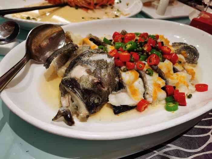 欣悦大酒楼(机场店)-"环境:交通很方便,店的环境也很好,很干净.