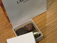-Laderach 莱德拉(上海环贸iapm店)