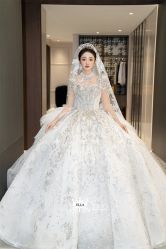 -艾拉·女王婚纱礼服馆