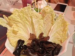 -黄记煌三汁焖锅(新佳丽江汉路店)