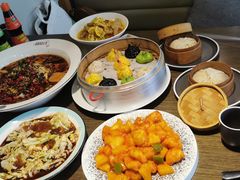 -隆喜元鱼汤包·海鲜(中联广场店)
