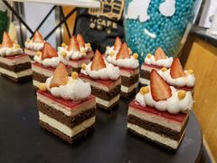 -怡咖啡海鲜自助餐厅(浦东香格里拉店)