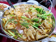 -万佛湖许老大铁锅鱼(黑金冠店)
