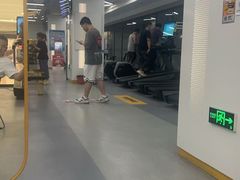-超鹿运动(五四北泰禾广场店)