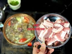 烤五花肉-象山村腊排骨(丽江总店)