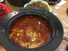 -蜀遇素兰中国菜