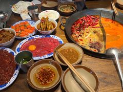 -萍姐火锅·公路夜市(武汉首店)