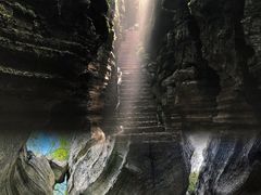 -梭布垭石林景区