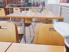 -全家便利店(莲花池东路店)