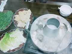 -民食香·腊排骨野生菌美食(木府店)