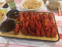 -肥肥虾庄·金牌油焖大虾(杨园滨江时代walk店)