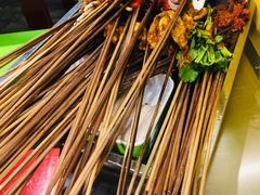 -钢管厂五区小郡肝串串香(奥克斯广场锦城万达店)