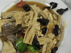 -天天向上素食餐厅(五台山店)