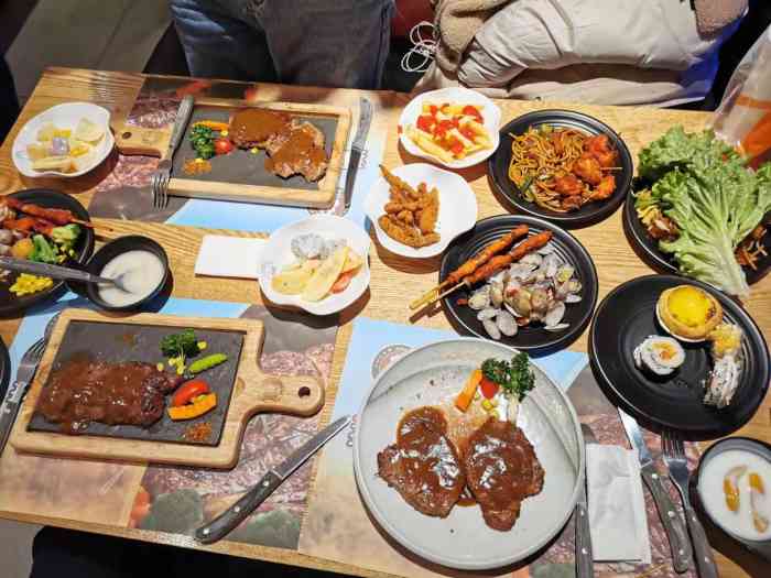 牛排王自助餐厅(泰盛广场店)-"常听朋友提起的一家的店,地点在泰盛