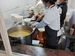 -文山荷鲜居(翠湖店)