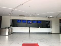 -包玉刚游泳场(黄龙恒励大厦店)